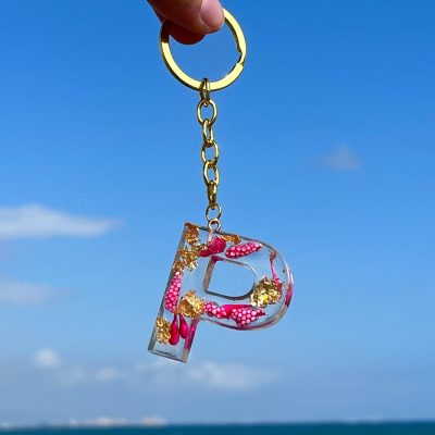 Llavero personalizado con la inicial P