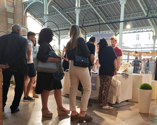 Puesto de Vieneyva en el Mercado de Colón